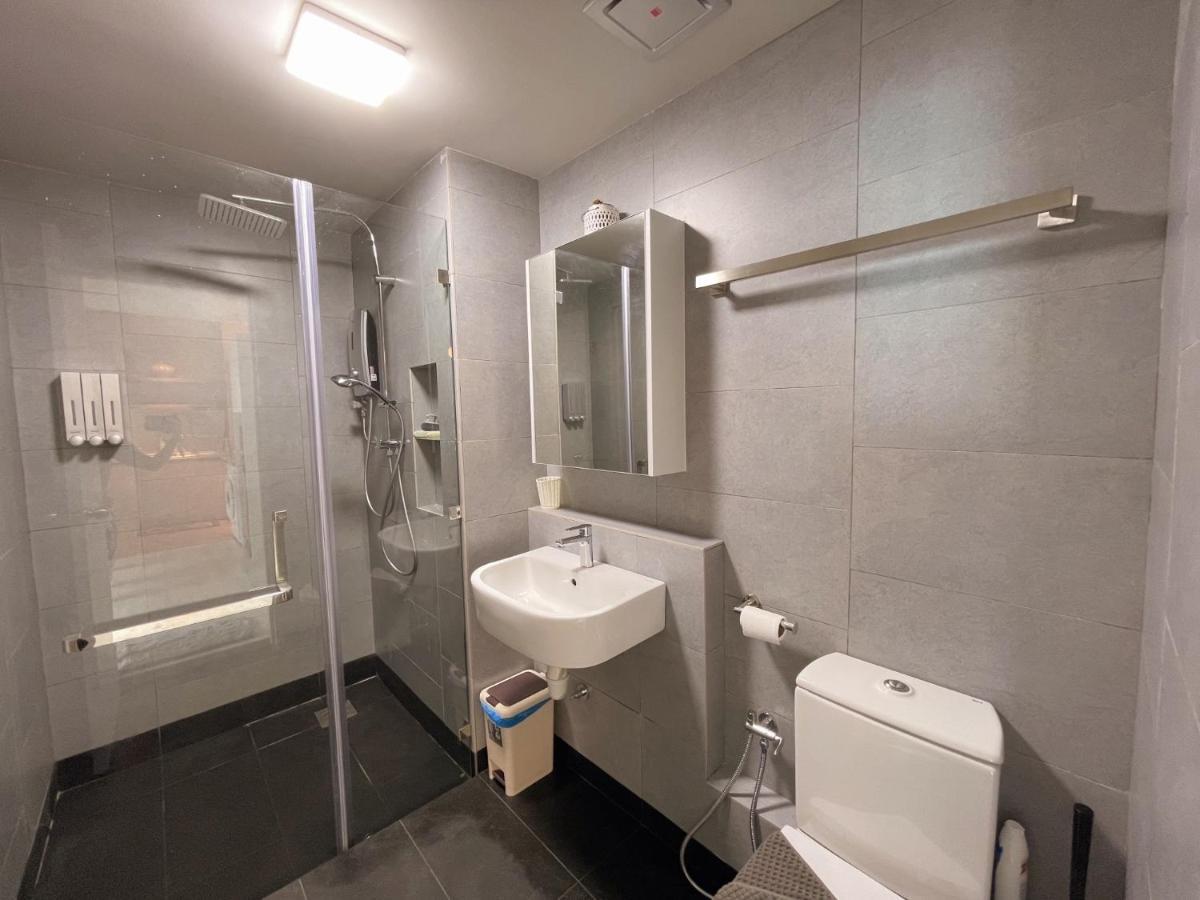 Seaside Lavender Suite Jesselton Quay Citypads โกตาคินาบาลู ภายนอก รูปภาพ